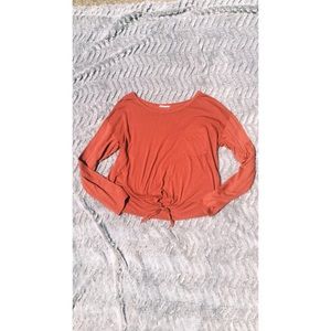 Crop top tie in front T